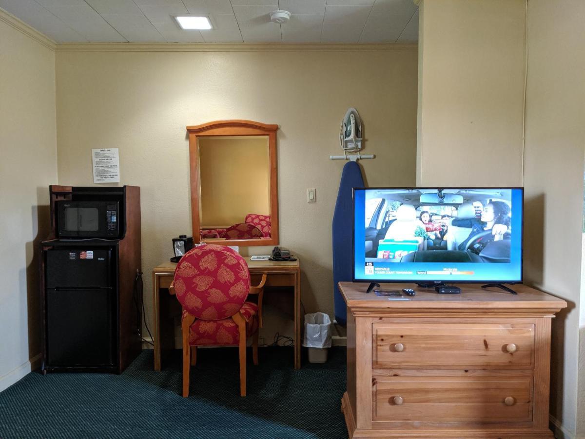 Cheerio Inn - Glennville Екстер'єр фото